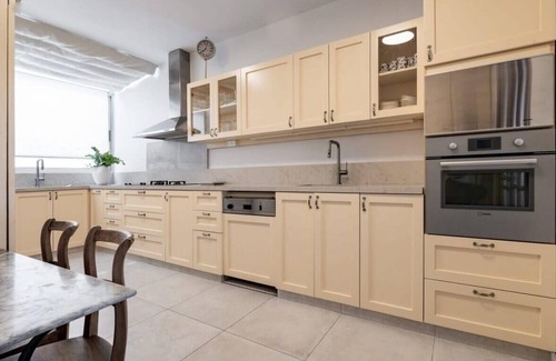 Mamilla Apartamento | King David Penthouse 6BD/Parking/Pool, Awesome View Over The Old City