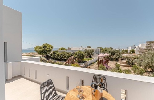 Plaka Apartamento | King Deluxe Suite Side Sea View