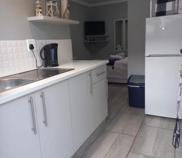 Newton Park Apartamento | King Edward Inn 1