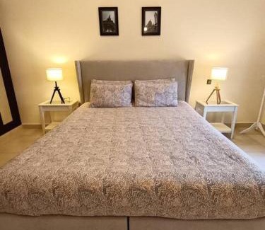 Muscat Casa | King ensuite bedroom Madinat qaboos