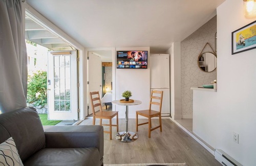 Edgemont Casa | King Garden Suite 20 min to downtown - Pet OK