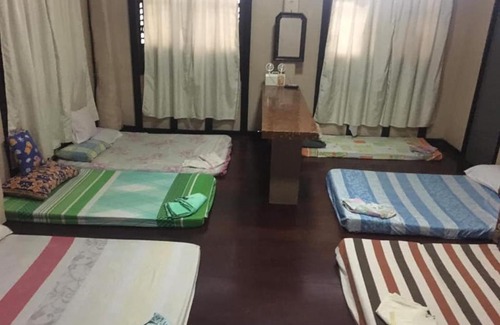 Bantay Casa | King Henry’s Transient House
