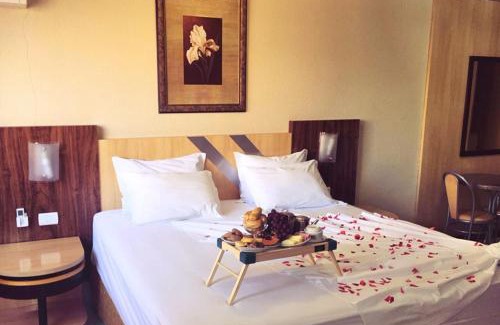 Maringa Hotel | King Konfort Hotel