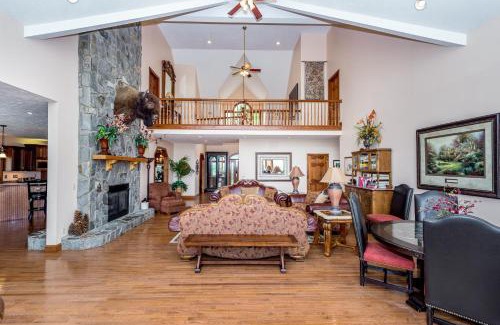 Clyde Casa | King Lodge