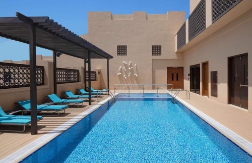 Naif Apartamento | King Room Near Al Ghurair Mall By Luxruy Bookings