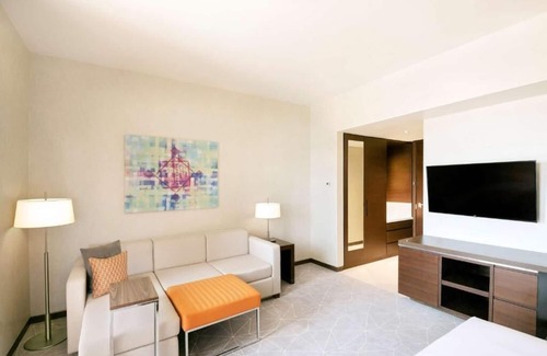 Naif Apartamento | King Room Near Al Ghurair Mall By Luxruy Bookings