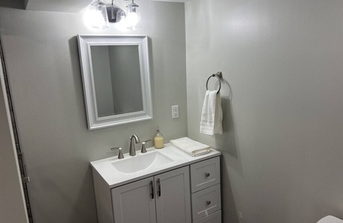 Wellsboro Cabina | Stony Fork Inn West Room