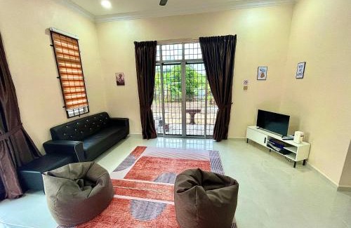 Kubang Kerian Casa | King's Cottage Homestay Kubang Kerian
