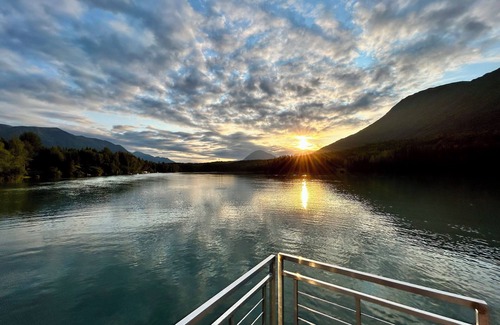 Cooper Landing Cabina | King Salmon Cabin - Cute Family Cabin at Eagle Landing Resort