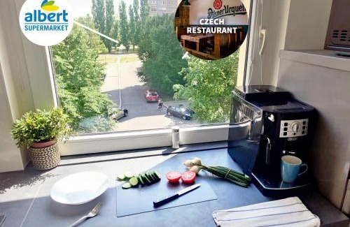 Prague 11 Apartamento | King Size Sunny Home 19 minutes to Center