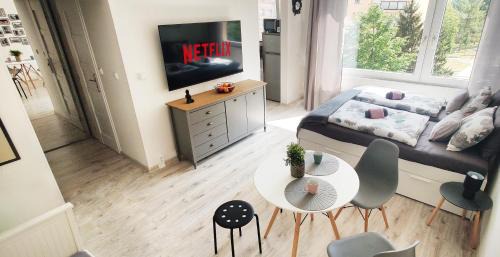 Prague 11 Apartamento | King Size Sunny Home 19 minutes to Center