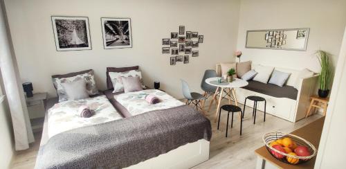 Prague 11 Apartamento | King Size Sunny Home 19 minutes to Center