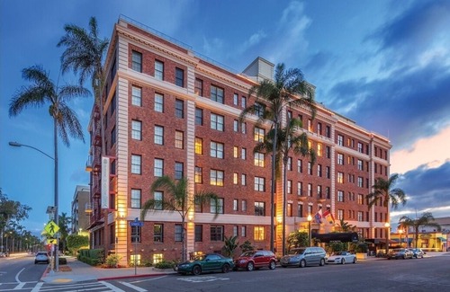 Park West Apartamento | King Studio in Chic Hotel Suites -- Balboa Park Area in San Diego