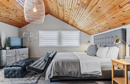 Rapid City Cama Y Desayuno | King Suite 7 - Black Forest Inn Bed and Breakfast