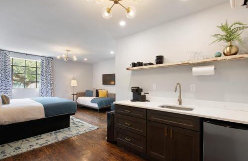 Historic District - North Casa | King Suite and Twin Boutique Hotel 2 Floor