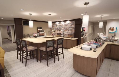 Sterling Heights Condominio | Suite King | Desayuno buffet, acceso a la piscina cubierta + centro de negocios las 24 horas