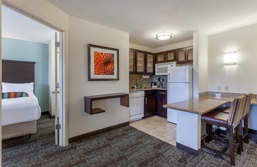 Davenport Condominio | King Suite | Perfect for Business Travelers