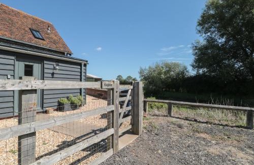 South Leigh Casa | Kingfisher, 2 The Old Stables