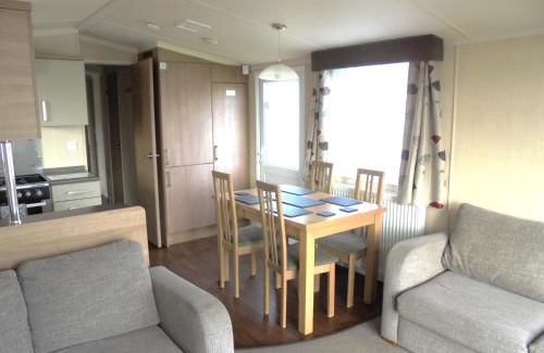 Ingoldmells Apartamento | Kingfisher Bordeaux 8 Berth Central Heated FREE WIFI