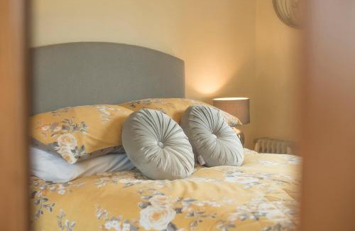 St Ishmaels Casa | Kingfisher Cottage