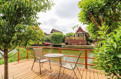 Thistley Green Casa | Kingfisher