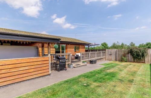 Arnold Casa | Kingfisher Lodge