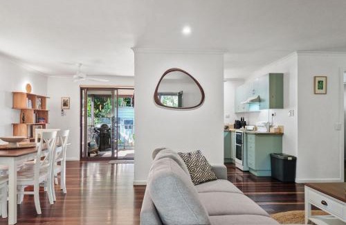 Nelly Bay Casa | Kingfisher on Mandalay