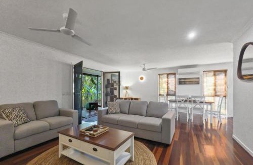 Nelly Bay Casa | Kingfisher on Mandalay