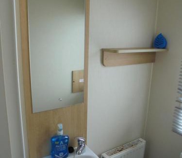 Ingoldmells Casa | Kingfisher Seasons II 8 Berth Close to site entrance