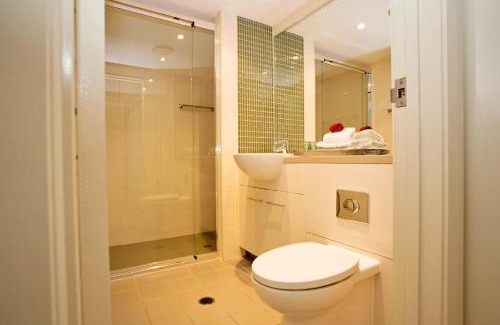 Agnes Water Apartamento | Kingfisher - Three-Bedroom Beachside Escape in Agnes Water, with Heated Communal Pool, Minutes from Main Beach