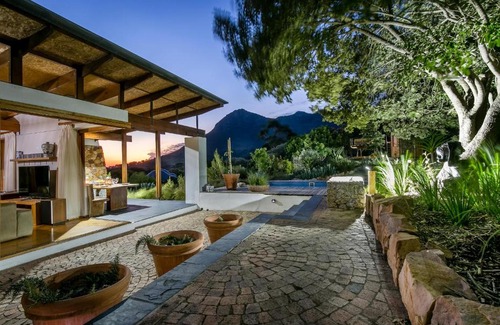 Noordhoek Casa | Kinghorns Gardens