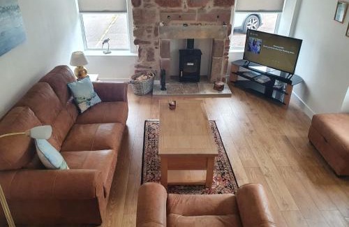 Nairn Casa | Kings Cottage, Nairn - a charming place to stay
