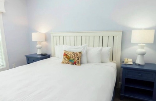 Lackey Complejo | King’s Creek, Up to 3 bdrm, Indiv homes, Gated. Close to attractions, food, &64.