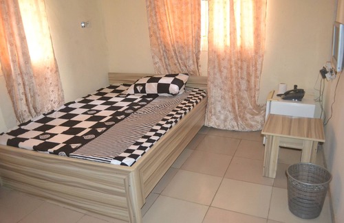 Ikotun Hotel | Kings Crown Hotel