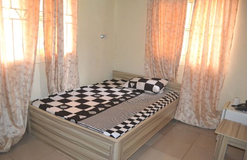 Ikotun Hotel | Kings Crown Hotel