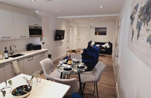Reading Apartamento | Kings Lodge By Nivaas 1 : Two-Bedroom Superior Apartment