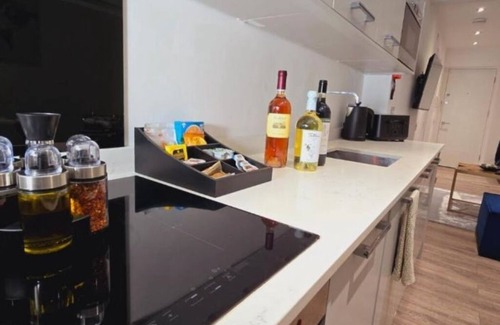 Reading Apartamento | Kings Lodge By Nivaas 1 : Two-Bedroom Superior Apartment