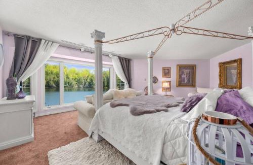 Bancroft Casa | Kings Wee Castle 6BR Serene Luxury Family Retreat