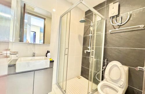 Central District Apartamento | Kingsbay Danga Bay Country Garden by Luxecocoo CK