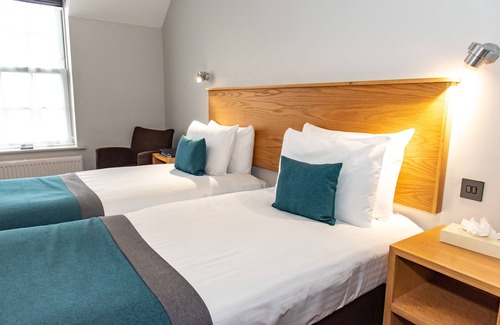 Holland-On-Sea Hotel | The Kingscliff Hotel