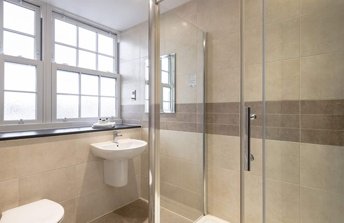 Holland-On-Sea Hotel | The Kingscliff Hotel
