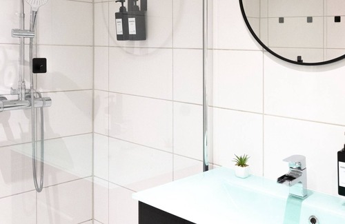 Pforzheim Apartamento | Kingsize Bett, Naturidylle, Netflix, Großräumig