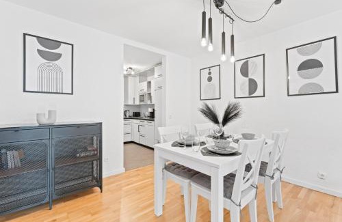 Pforzheim Apartamento | Kingsize Bett, Terrasse, Netflix, zwei Zimmer