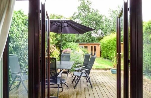 Hickling Cabaña | Kingsley Cottage, STALHAM