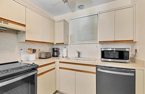 Saint Armands Key Condominio | Kingston Arms in Sarasota