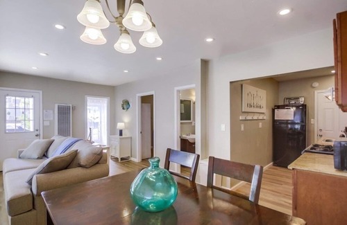 Mission Beach Casa | Kingston Court Cottage 726