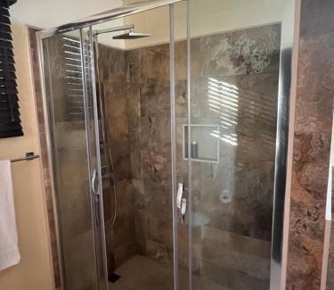Saint Andrew Apartamento | Kingston Oasis One Bedroom