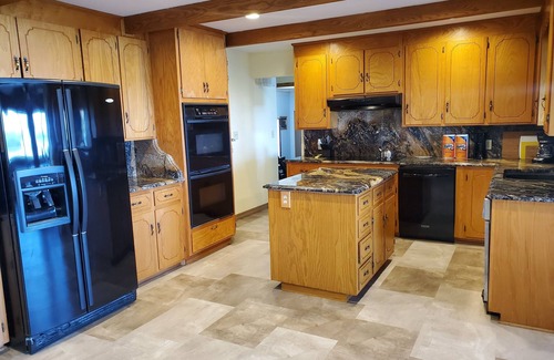 Garfield Casa | KINGSVIEW - Private Lakefront Acreage-Magnificent Lakeview-4200 Sq Ft!!!