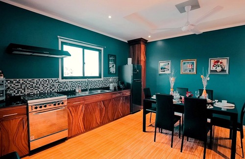 Dumaguete Hotel | Kingswick Residences and Lodge