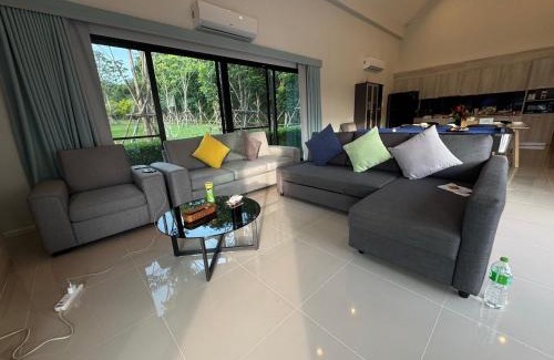 Pong Ta Long Casa | KinLom ChomKhao Pool Villa KhaoYai กินลมชมเขา พลูวิลล่า เขาใหญ่